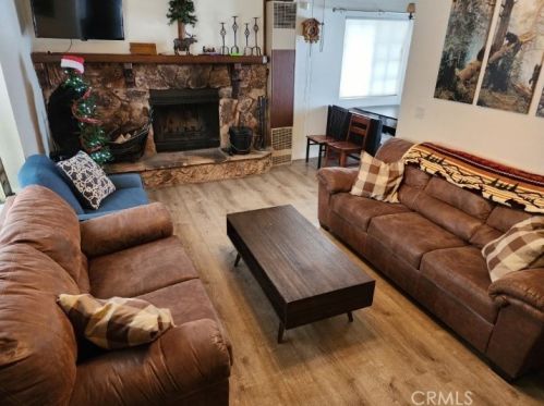 432 Gold Mountain Dr, Big Bear City, CA