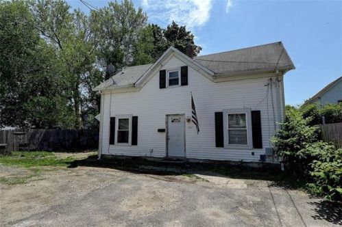 100 Pocasset Ave, Providence, RI 02909-4504