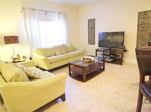 8973 Cat Palm Rd, Kissimmee, FL 34747-1594