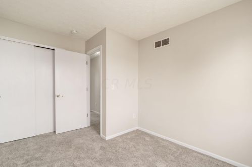 7720 Solomen Run Dr, Blacklick OH  43004-9083 exterior