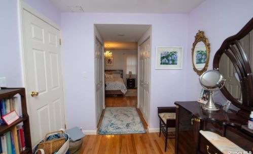 20 Ross Ave, Huntington Station NY  11747-2647 exterior