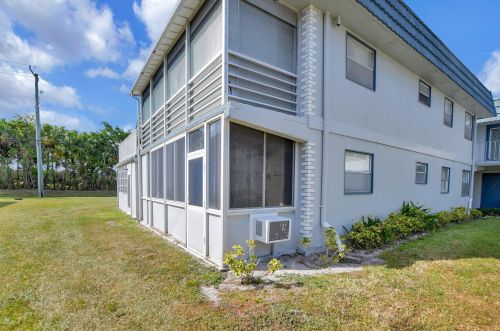 357 Brittany H, Delray Beach FL  33446-1124 exterior