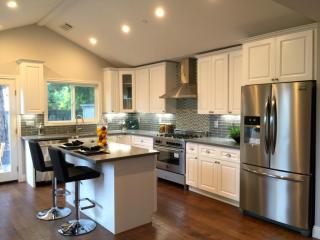 1316 Selo Dr, Sunnyvale, CA 94087-4410