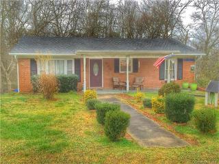 520 Eastway Ave, Kannapolis, NC 28083-9023