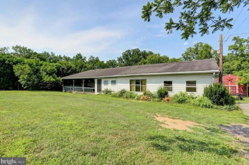 2176 Williamson Rd, Upton, PA 17225-9208