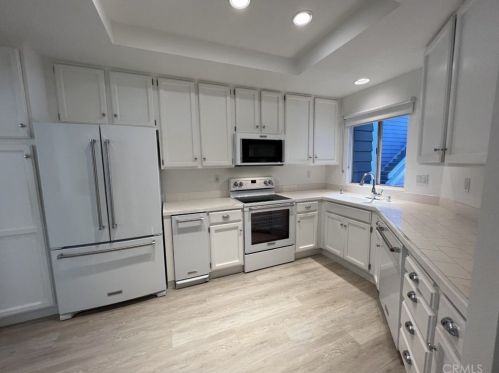 89 Seaborough, Newport Beach, CA 92660-4243