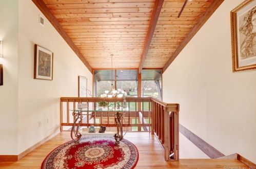 181 Maltby Ln, Wallingford CT  06492-5531 exterior