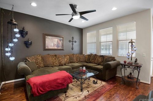 28409 Herrera St, Santa Clarita, CA 91354-3059