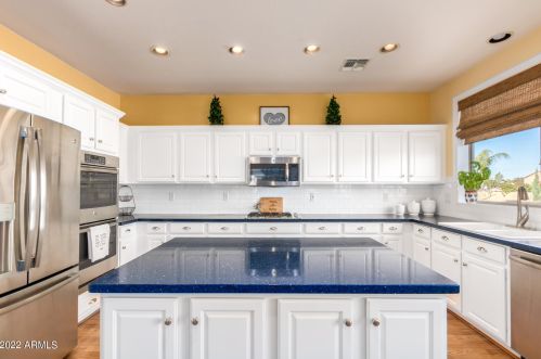 4066 Olive Ave, Gilbert AZ 85234-7904 exterior