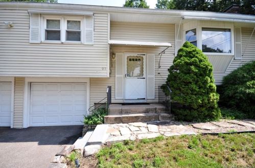 93 Constance Dr, Manchester, CT 06042-3333