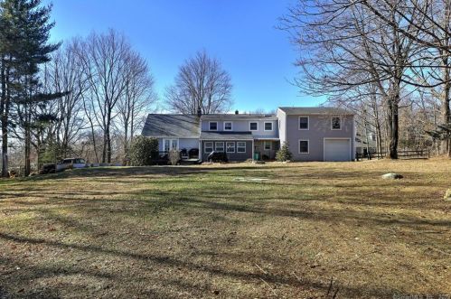 46 Hurd Ave, Upper Stepney, CT 06468-2304