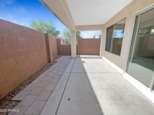 16036 11th Ave, Phoenix AZ 85023-8209 exterior
