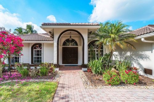 112 Kapok Cres, West Palm Beach, FL 33411-4747