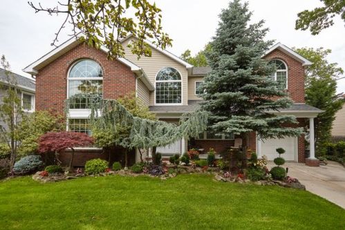534 Hazel Dr, Woodsburgh, NY 11598-1521