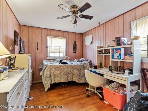 93 Sunset Ave, Tinton Falls NJ  07701-1433 exterior