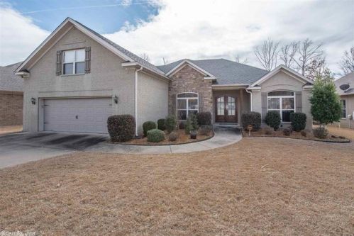 113 Lake Valley Dr, North Little Rock, AR 72113-5939