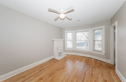 3285 Bartlett Ave, Milwaukee WI 53211-3024 exterior