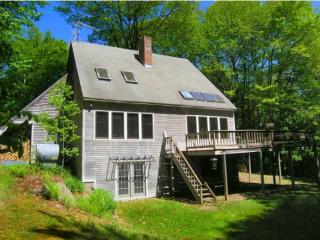 81 Earls Way, Putney, VT 05346-8648