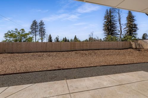 6081 Maxwood Dr, Paradise CA  95969-4348 exterior