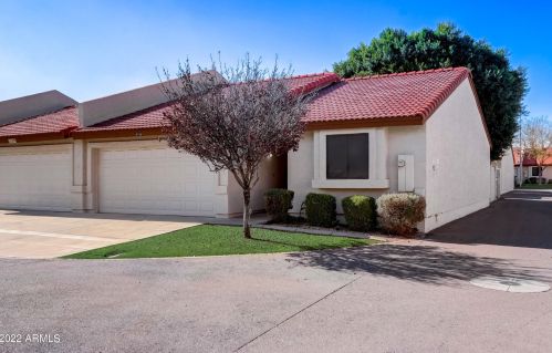 9156 68th Dr, Peoria, AZ 85345-8847