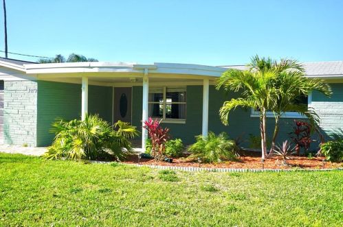 4219 Baden Dr, Tarpon Springs, FL 34691-3413