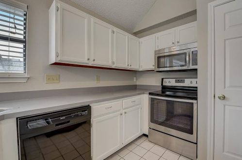 608 Meadowbrook St, Allen TX  75002-4730 exterior