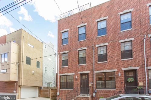 2408 Manton St, Philadelphia, PA 19146-2434