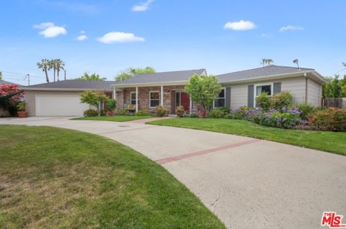 5013 Ventura Canyon Ave, Van Nuys, CA 91423-1421