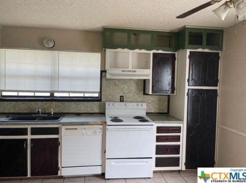 213 Blanket Dr, Copperas Cove TX  76522-1045 exterior