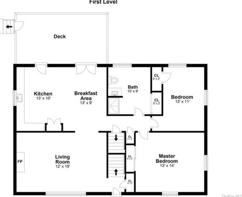 17 Widmer Rd, New Hamburg NY  12590-3019 exterior