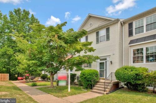 304 Rugby Rd, Fredericksburg, VA 22406-7826