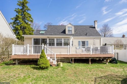 13 Gardner Rd, Parsippany NJ  07834-2108 exterior