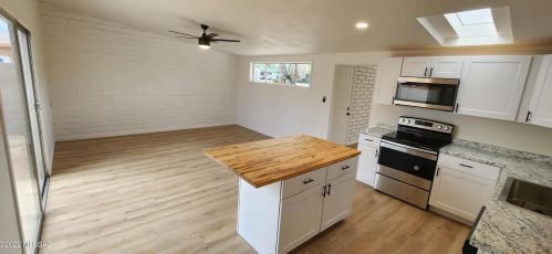 7119 Elbow Bay Dr, Tucson AZ  85710-1321 exterior