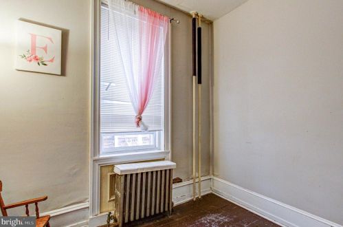 558 Stanbridge St, Norristown PA  19401-5312 exterior