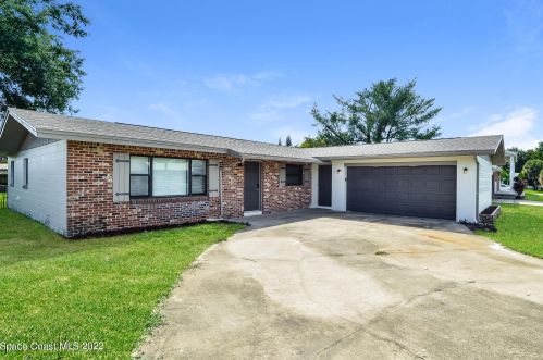 1625 Leach Cir, Titusville FL  32780-4631 exterior
