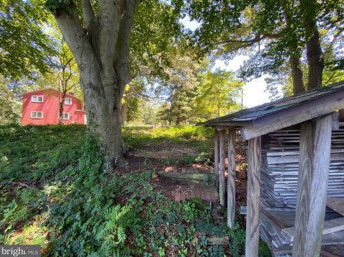 213 Shore Dr, Dover DE  19901-5740 exterior