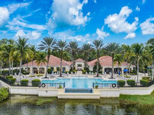 1886 Tarpon Bay Dr, Naples FL  34119-8744 exterior