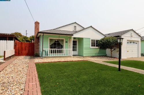 17460 Via Estrella, San Lorenzo, CA 94580-3518