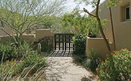 40132 110th Pl, Scottsdale, AZ 85262-4959