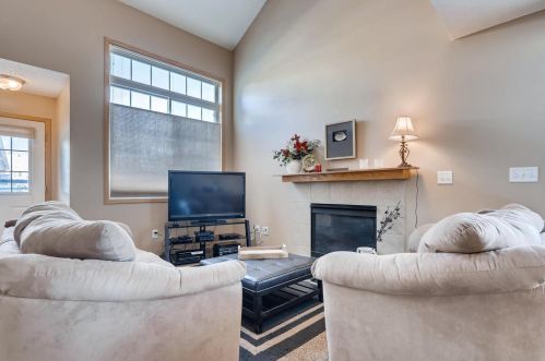 6166 Maclynn Ave, Otsego MN exterior