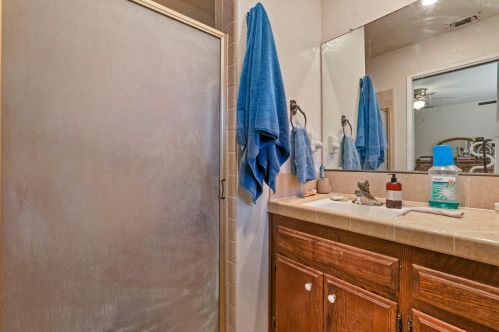 14822 Pueblo Dr, Manteca CA  95336-2550 exterior