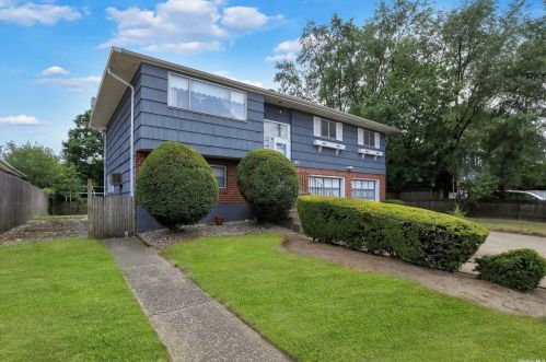 411 Peninsula Blvd, Cedarhurst, NY 11516-1131