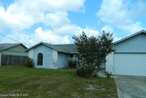 6135 Ash Ave, Cocoa, FL 32927-8282
