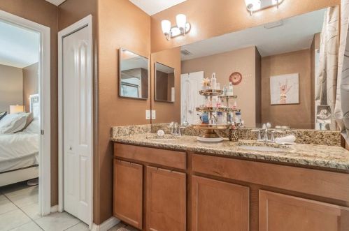 2107 Colville Chase Dr, Ruskin FL  33570-6306 exterior