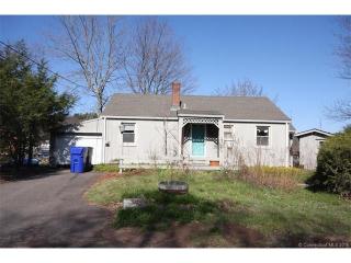 23 Lakeside Cir, Manchester, CT 06043-7338
