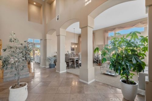 17732 7 Spg Way, Riverside CA 92504-9459 exterior