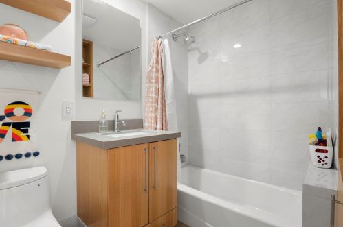 4619 Orchard Ave, San Diego CA  92107-3532 exterior