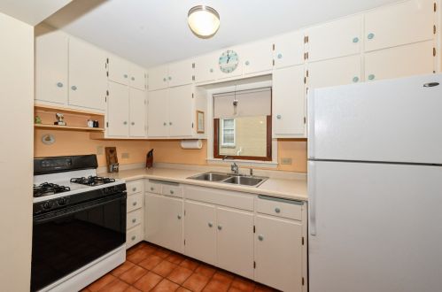 613 97, Milwaukee WI 53225-2503 exterior