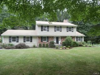 100 Delaware Rd, Bridgeport, CT 06612-2106
