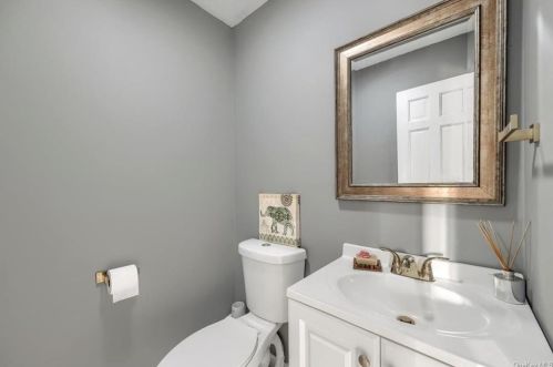 67 Stowe Dr, Poughquag NY  12570-4929 exterior